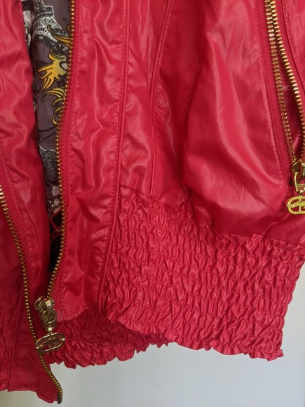 ecko red puffer jacket, half sleeve, lg. graffiti art. urban 90s, y2k hip hop. - Picture 8 of 12